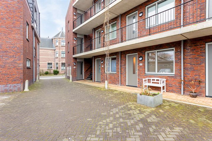 Bekijk foto 16 van Grootscheepmakersstraat 1-A3