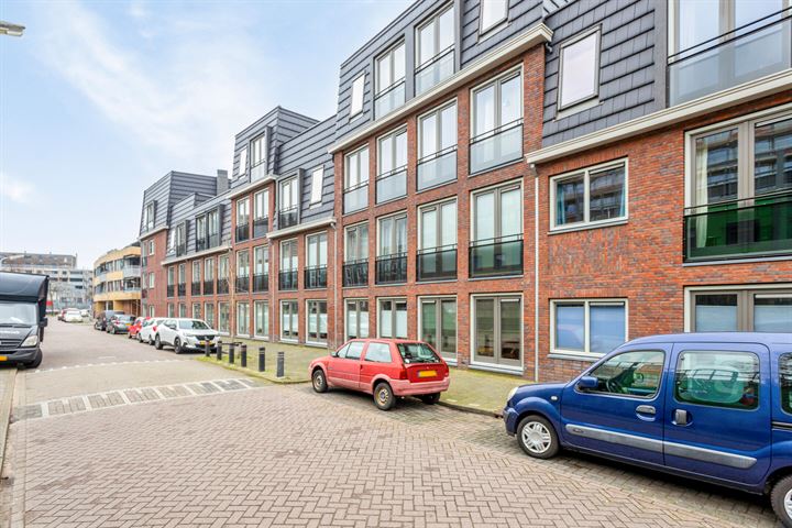 Bekijk foto 18 van Grootscheepmakersstraat 1-A3