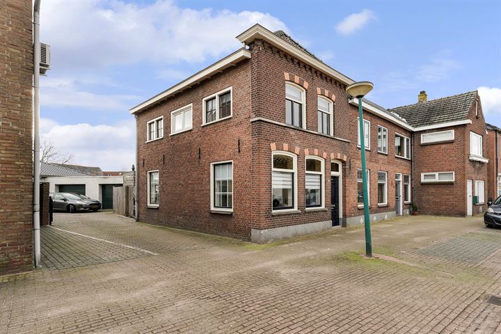 Bekijk foto 4 van Roestenbergstraat 58