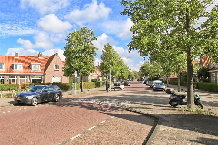 Bekijk foto 2 van Van Oosten de Bruijnstraat 189