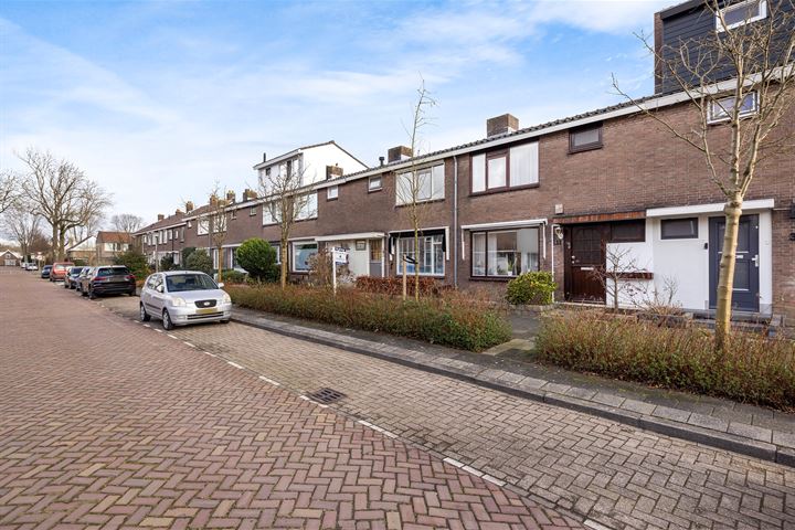 Bekijk foto 23 van Van Deysselstraat 41