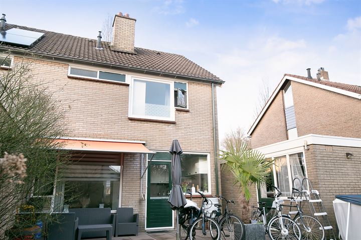 Bekijk foto 36 van Freudstraat 9