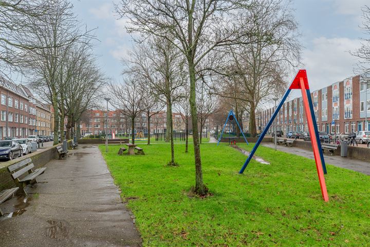 Bekijk foto 30 van Den Hertigstraat 26-A