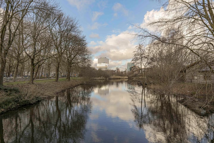 Bekijk foto 35 van Arent Janszoon Ernststraat 21