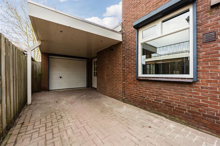 Bekijk foto 2 van Bredestraat 81