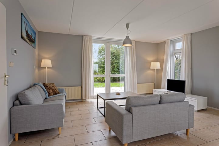 Photo 6 of Muidenweg 195