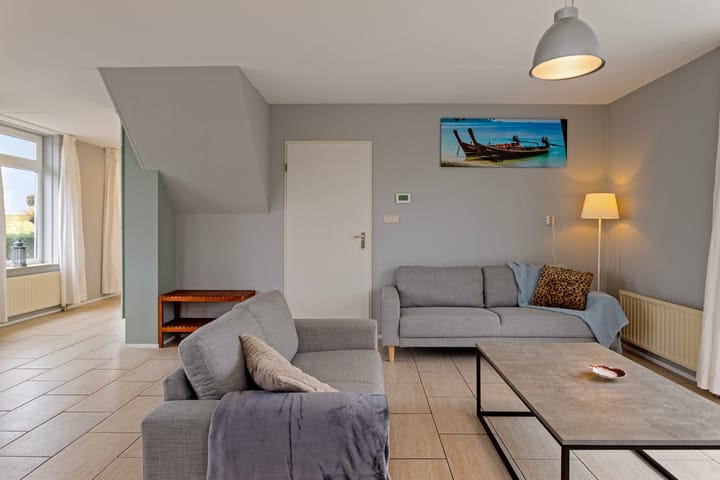 Photo 8 of Muidenweg 195