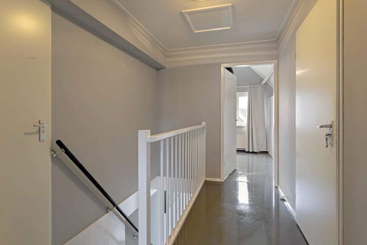 Photo 16 of Muidenweg 195