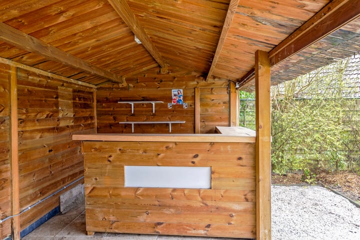 Photo 23 of Muidenweg 195