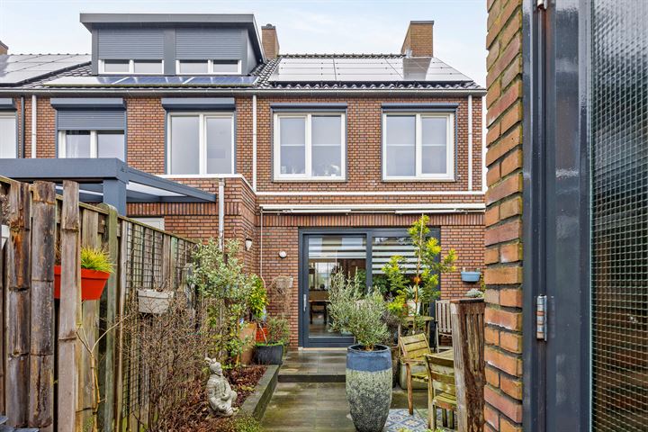 Bekijk foto 37 van Mariniersstraat 2