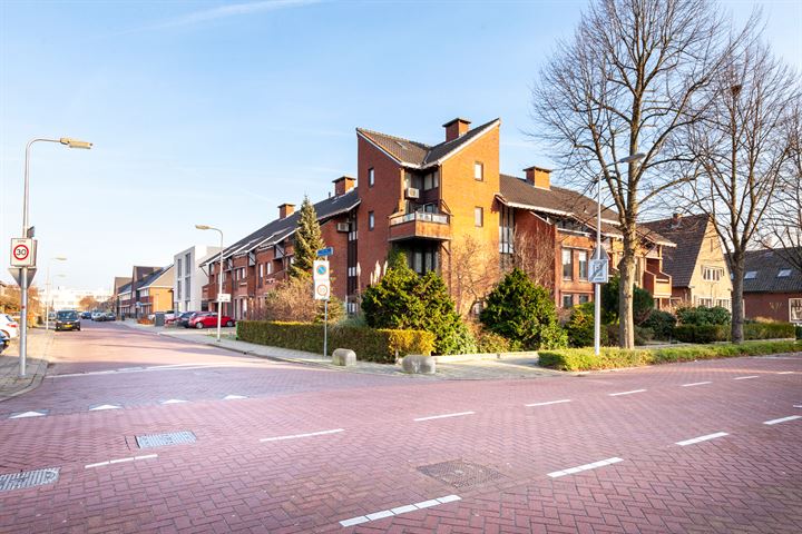 Bekijk foto 36 van Graaf Florisweg 71-5