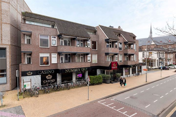 View photo 19 of Stationsdwarsstraat 134