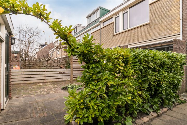 Bekijk foto 30 van Lokkenstraat 42