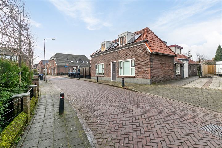 Bekijk foto 35 van Sint Nicolaasdijk 49