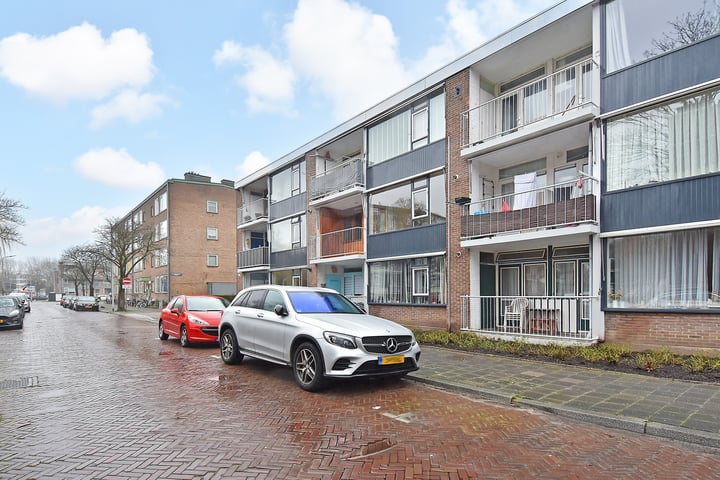 View photo 28 of Frank van Borselenstraat 26-I