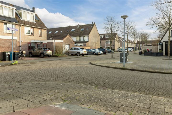 Bekijk foto 36 van G.H.A.de Zeeuwstraat 25