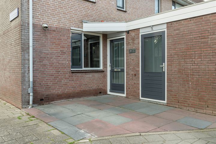 Bekijk foto 39 van G.H.A.de Zeeuwstraat 25