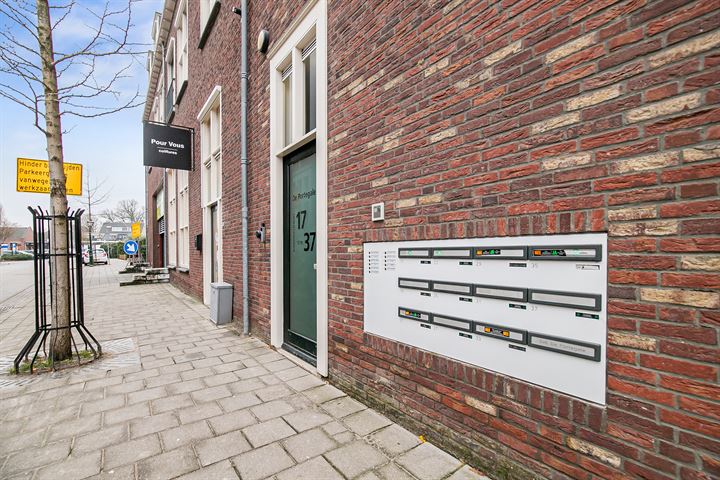 View photo 32 of Emmastraat 35