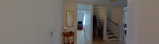 View 360° photo of hal of Emmastraat 35