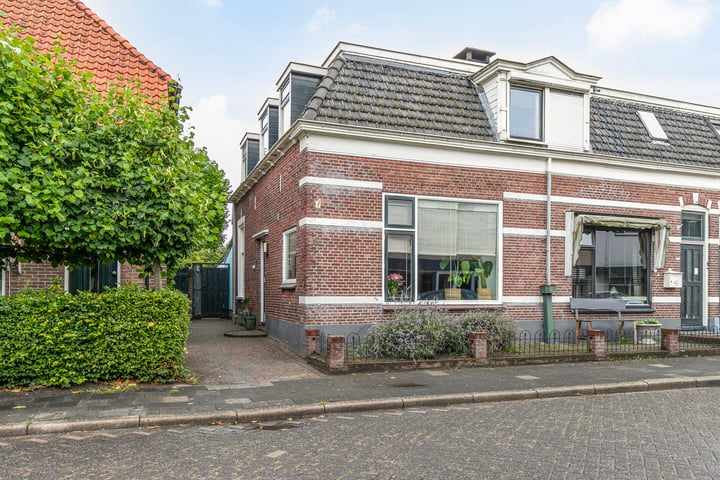 Bekijk foto 2 van Kerkstraat 33