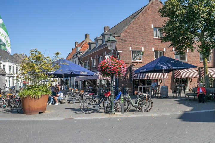 Bekijk foto 34 van Heuvelstraat 124