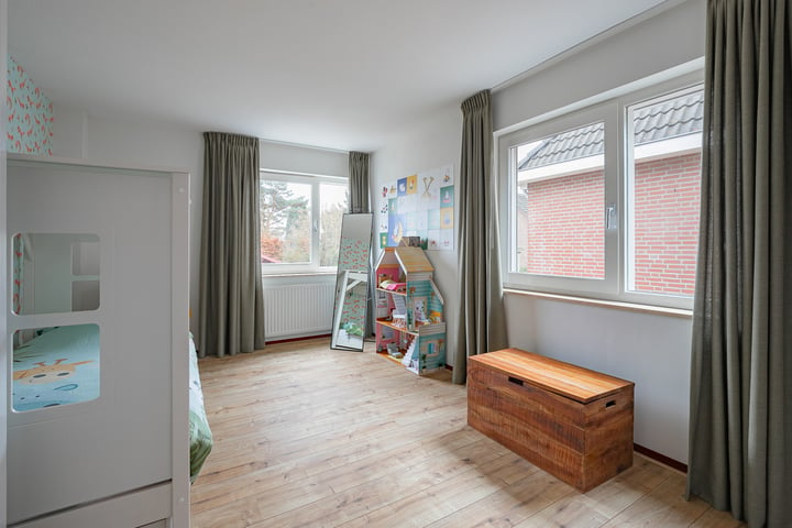 Bekijk foto 16 van Hovenstraat 2