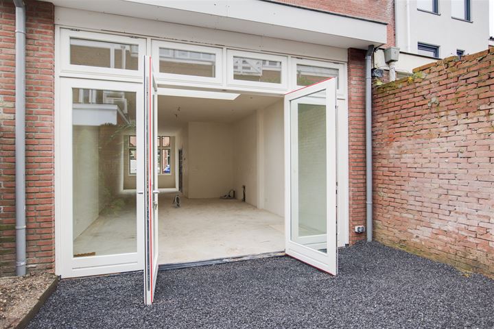 Bekijk foto 11 van Zandhofsestraat 24