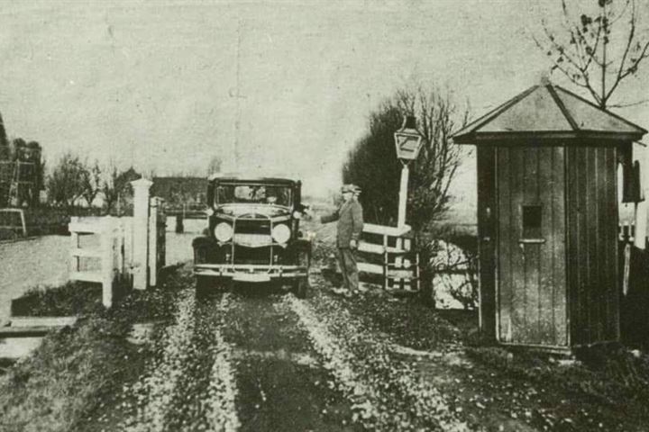 Bekijk foto 33 van Van Teylingenweg 184