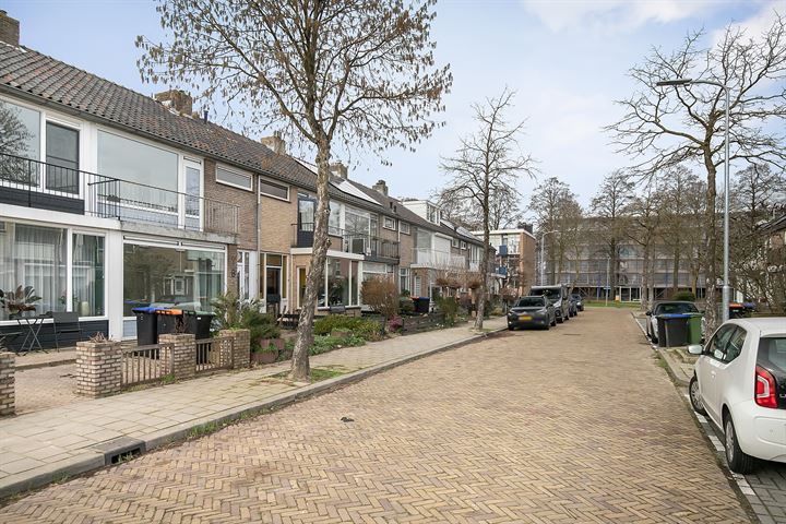 Bekijk foto 45 van Marsmanstraat 8