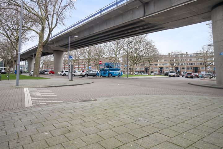 Bekijk foto 32 van Mijnsherenlaan 47-A