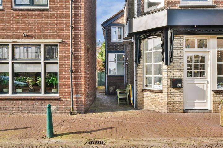 Bekijk foto 3 van Dorpsstraat 20-B