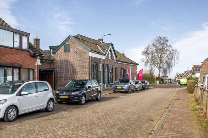 Bekijk foto 36 van Schoolstraat 14