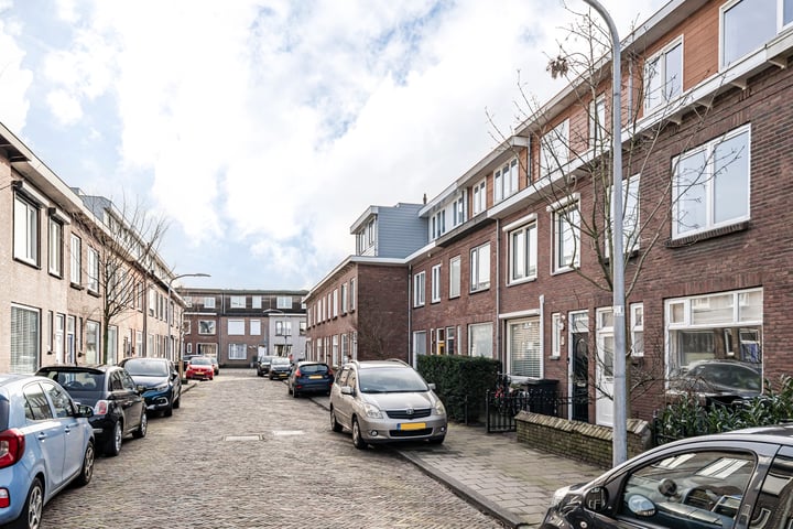 Bekijk foto 2 van Leeuwerikstraat 62