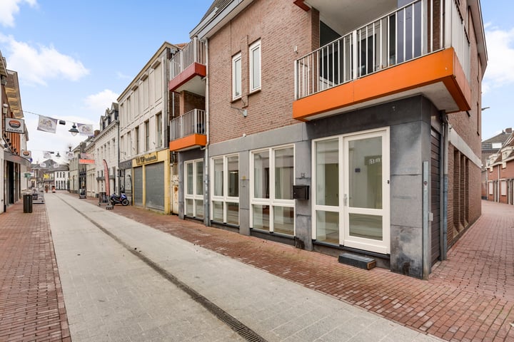 Bekijk foto 30 van Hoogstraat 18