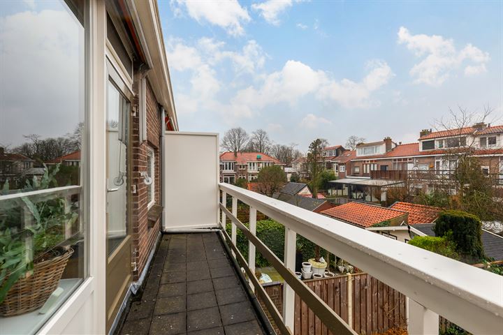 View photo 24 of Genemansstraat 17