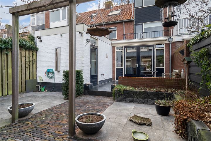 View photo 25 of Joubertstraat 67