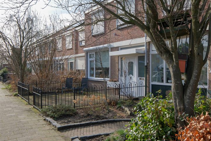 Bekijk foto 32 van Piet Mondriaanstraat 12