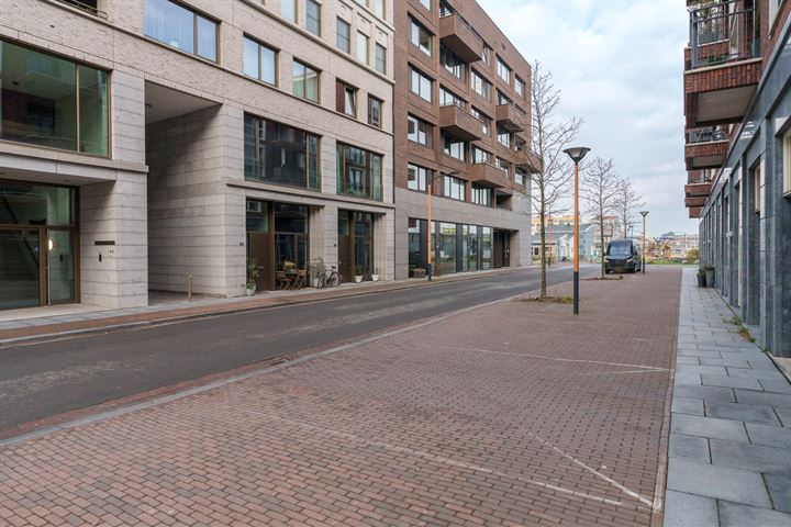 Bekijk foto 4 van Romestraat 132