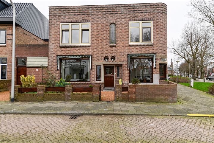 Bekijk foto 2 van Voorstraat 137