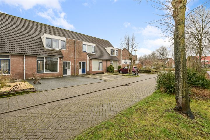 Bekijk foto 32 van Bretagnestraat 17