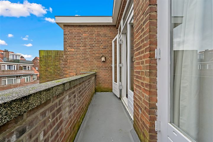 Bekijk foto 42 van van Faukenbergestraat 136