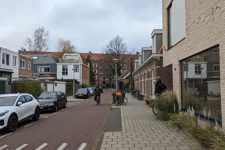 Bekijk foto 21 van Generaal Vetterstraat 1