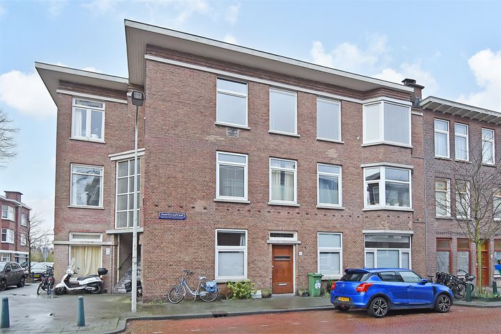 View photo 6 of Van der Wyckstraat 35