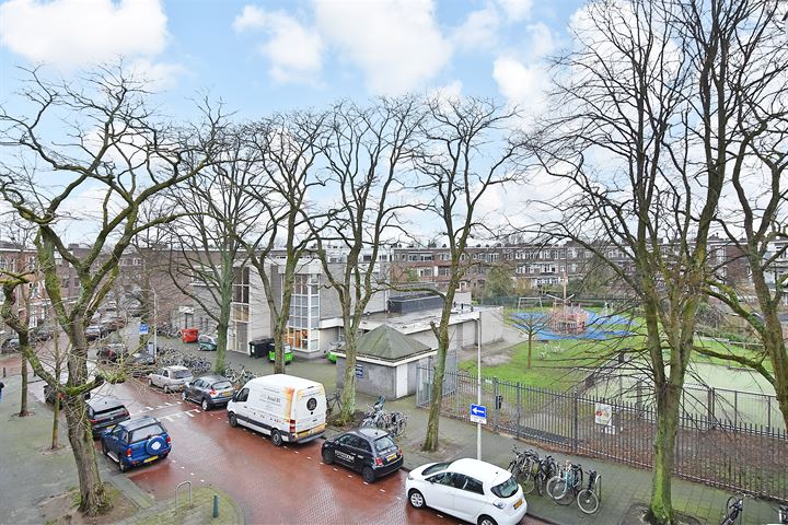 View photo 31 of Van der Wyckstraat 35