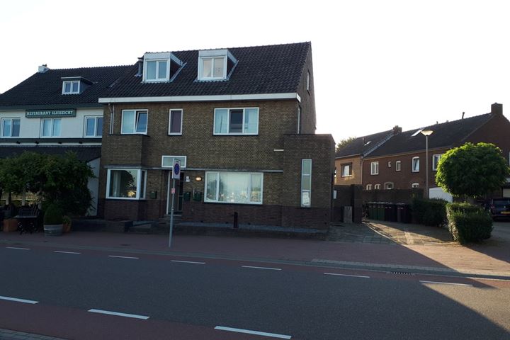 View photo 1 of Tipstraat 15-B