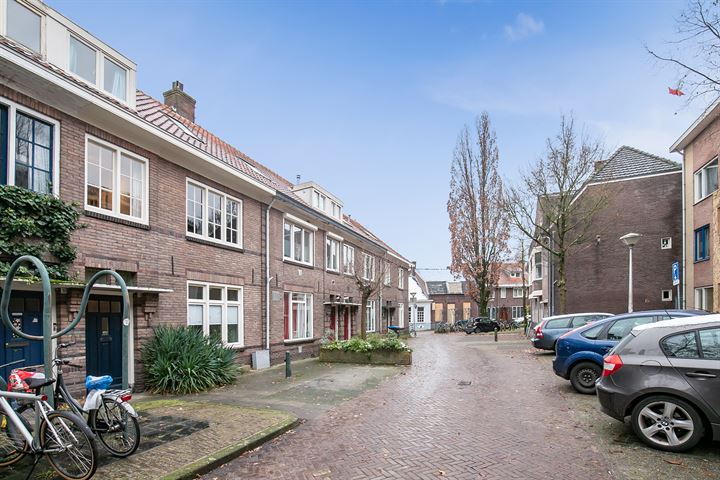 Bekijk foto 39 van Kettingstraat 13