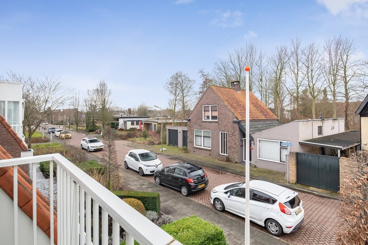 Bekijk foto 32 van Oostelijke Achterweg 36