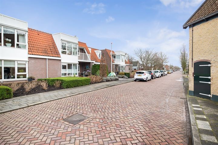 Bekijk foto 38 van Oostelijke Achterweg 36