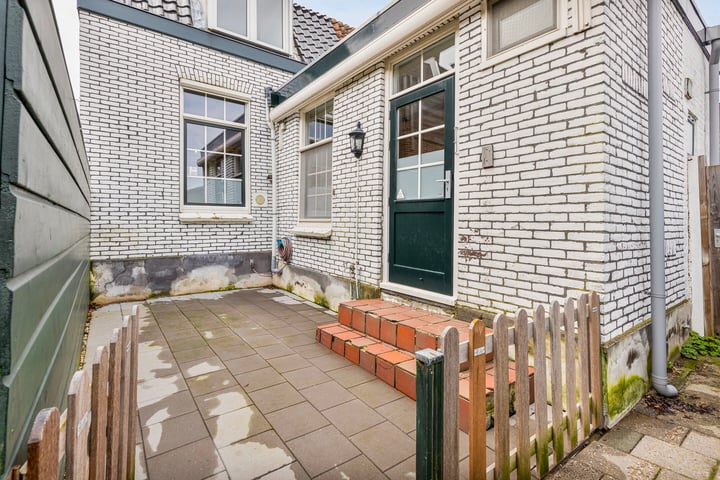 Bekijk foto 32 van Prins Hendrikstraat 65