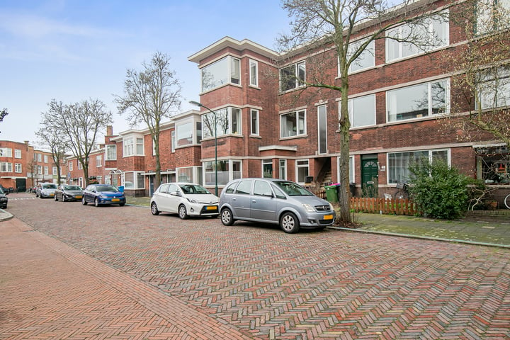 Bekijk foto 31 van van Barbansonstraat 48